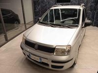 Usata Fiat Panda Dynamic 69 CV (50 kW) 2011 Grigio scuro Utilitaria