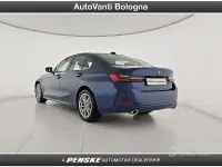 Usata BMW 320e Efficient Dynamics 204 CV (150 kW) 2023 Blu Berlina