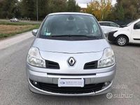 Usata Renault Modus Dynamique 85 CV (62 kW) 2009 Grigio Monovolume