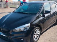 Usata BMW 218 Active Tourer Advantage 150 CV (110 kW) 2017 Nero Monovolume
