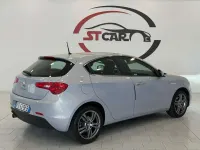 Usata Alfa Romeo Giulietta Super 120 CV (88 kW) 2016 Argento Utilitaria