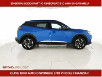 Usata Peugeot e-2008 Allure 100 kW (136 CV) 2022 Blu SUV