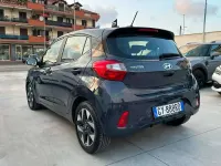 Usata Hyundai i10 63 CV (46 kW) 2025 Grigio Utilitaria