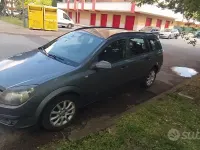 Usata Opel Astra 101 CV (74 kW) 2005 Grigio Station wagon