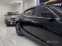 Usata Maserati Ghibli 275 CV (202 kW) 2014 Blu Berlina