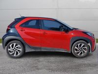 Usata Toyota Aygo X Trend 72 CV (52 kW) 2025 Rosso  tetto nero SUV