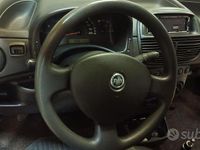 Usata Fiat Punto 80 CV (58 kW) 2010 Utilitaria