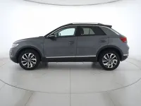 Usata VW T-Roc Style 150 CV (110 kW) 2024 Indium grey metallizzato nero SUV