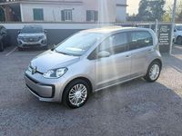 Usata VW up! Move 68 CV (50 kW) 2022 Argento Utilitaria