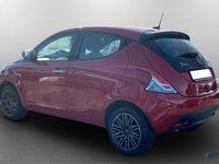 Usata Lancia Ypsilon Gold 69 CV (50 kW) 2023 Rosso Utilitaria