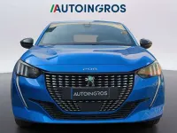 Usata Peugeot e-208 GT-line 56 kW (77 CV) 2020 Blu elettrico Utilitaria