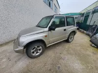 Usata Suzuki Vitara 87 CV (63 kW) 2003 Grigio SUV