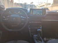 Usata Peugeot 208 Allure 102 CV (75 kW) 2021 Bianco Utilitaria