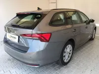 Usata Skoda Octavia Selection 150 CV (110 kW) 2024 Grigio scuro Station wagon