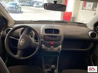 Usata Toyota Aygo Sol 68 CV (50 kW) 2008 Bianco Utilitaria