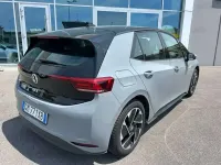 Usata VW ID.3 Pro Performance 150 kW (204 CV) 2023 Moonstone grey Utilitaria