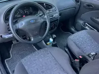 Usata Ford Fiesta Zetec 75 CV (55 kW) 2002 Grigio Utilitaria