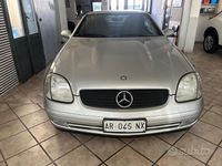 Usata Mercedes SLK200 136 CV (100 kW) 1998 Grigio Cabrio