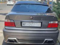 Usata BMW 325 Performance 143 CV (105 kW) 1997 Grigio Berlina