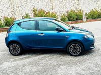 Usata Lancia Ypsilon Gold 70 CV (51 kW) 2023 Blu/azzurro Utilitaria
