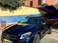 Usata Mercedes GLA200 136 CV (100 kW) 2018 Blu SUV