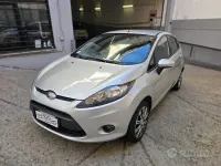 Second-hand Ford Fiesta 96 CP (70 kW) 2010 Gri Hatchback