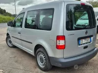 Usata VW Caddy 105 CV (77 kW) 2008 Grigio Monovolume