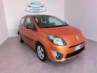 Usata Renault Twingo Dynamique 75 CV (55 kW) 2009 Arancione Utilitaria
