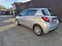 Usata Toyota Yaris Cool 69 CV (50 kW) 2015 Utilitaria