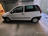 Usata Fiat Punto 60 CV (44 kW) 1999 Bianco Utilitaria
