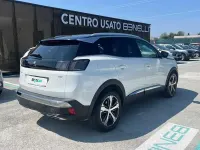 Usata Peugeot 3008 GT 131 CV (96 kW) 2022 Banchisa SUV