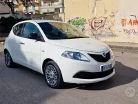 Usata Lancia Ypsilon 69 CV (50 kW) 2017 Bianco Utilitaria