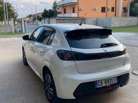 Usata Peugeot 208 101 CV (74 kW) 2022 Bianco Utilitaria