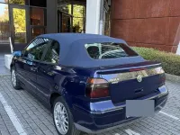 Usata VW Golf Cabriolet 101 CV (74 kW) 1999 Blu Cabrio
