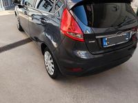 Usata Ford Fiesta Titanium 70 CV (51 kW) 2010 Blu Utilitaria