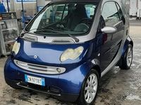 Usata Smart ForTwo Coupé 41 CV (30 kW) 2004 Blu/azzurro Utilitaria