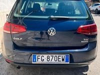 Usata VW Golf VII Highline 116 CV (85 kW) 2017 Blu Utilitaria