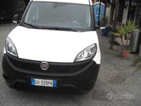 Usata Fiat Doblò 105 CV (77 kW) 2021 Bianco Monovolume