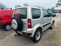 Usata Suzuki Jimny 86 CV (63 kW) 2007 Grigio SUV
