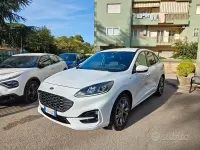 Usata Ford Kuga ST-Line 120 CV (88 kW) 2022 Bianco SUV
