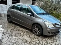 Usata Mercedes B180 109 CV (80 kW) 2007 Grigio Monovolume