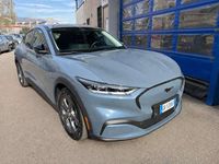 Usata Ford Mustang Mach-E 100 kW (136 CV) 2023 Vapor blue metallic SUV