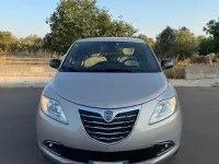 Usata Lancia Ypsilon Silver 69 CV (50 kW) 2013 Nero Utilitaria
