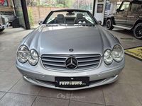 Usata Mercedes SL350 245 CV (180 kW) 2005 Argento Cabrio