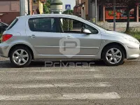 Usata Peugeot 307 109 CV (80 kW) 2006 Grigio Utilitaria