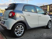 Usado Smart ForFour Passion 90 CV (66 kW) 2019 Blanco Utilitario
