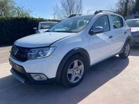 Usata Dacia Sandero Stepway 90 CV (66 kW) 2018 Bianco Utilitaria