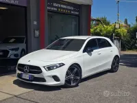 Usata Mercedes A200 Night 150 CV (110 kW) 2021 Bianco Berlina