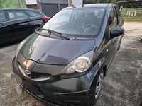 Usata Toyota Aygo Sol 68 CV (50 kW) 2006 Grigio Utilitaria