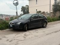 Begagnad Ford Focus 90 HK (66 kW) 2006 Svart Sportkupé